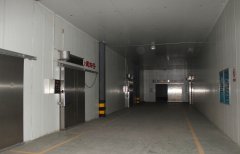 600平米低溫冷凍庫(kù)庫(kù)板價(jià)格，冷凍庫(kù)造價(jià)是多少